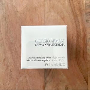 Armani Crema Nera Light